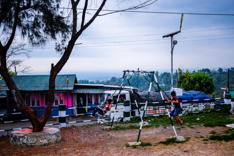 ঘুমন্ত বুদ্ধের কোলে, জয়িতার খোঁজে